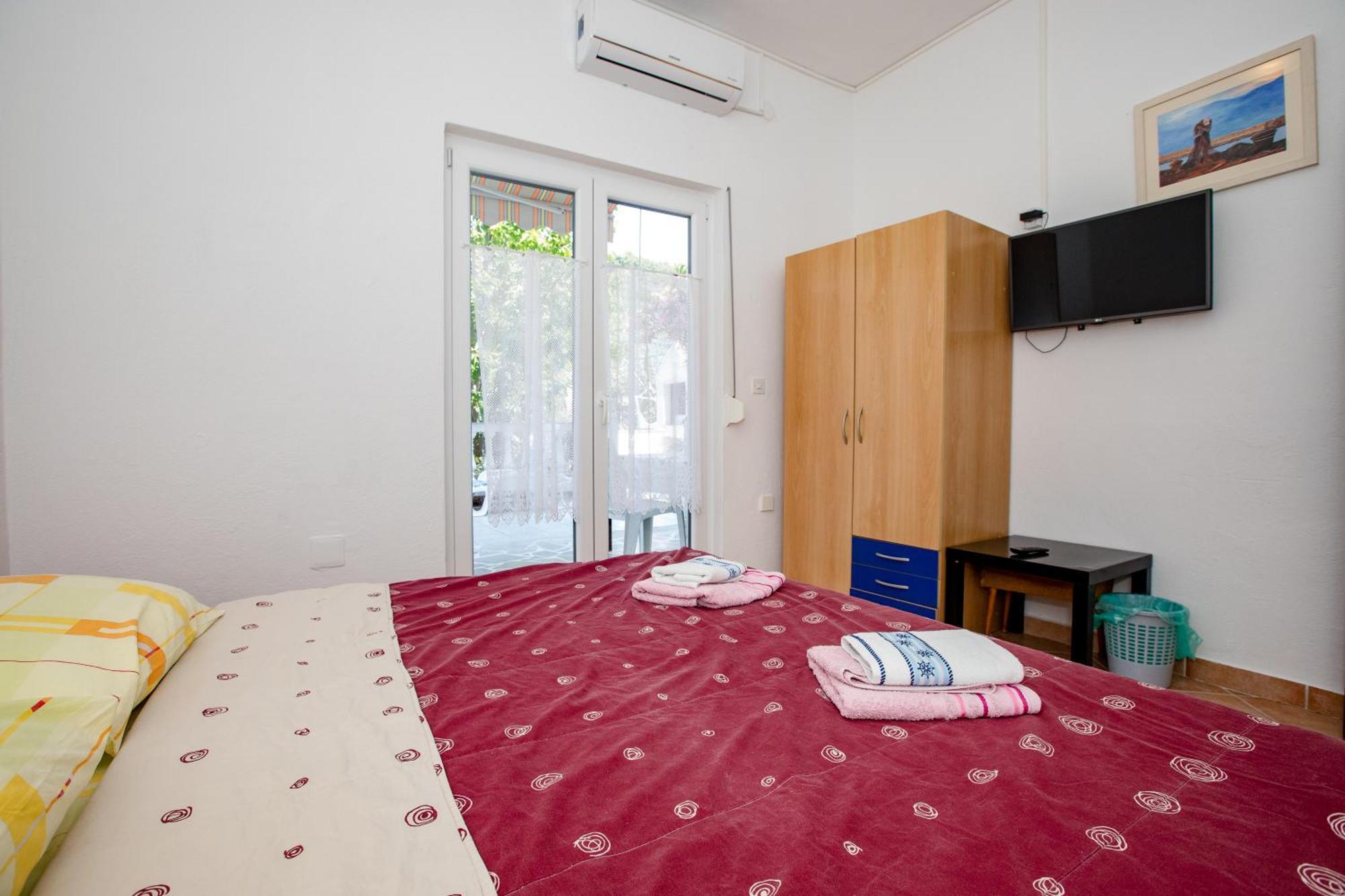 Lovely Meta Apartments Palit Extérieur photo