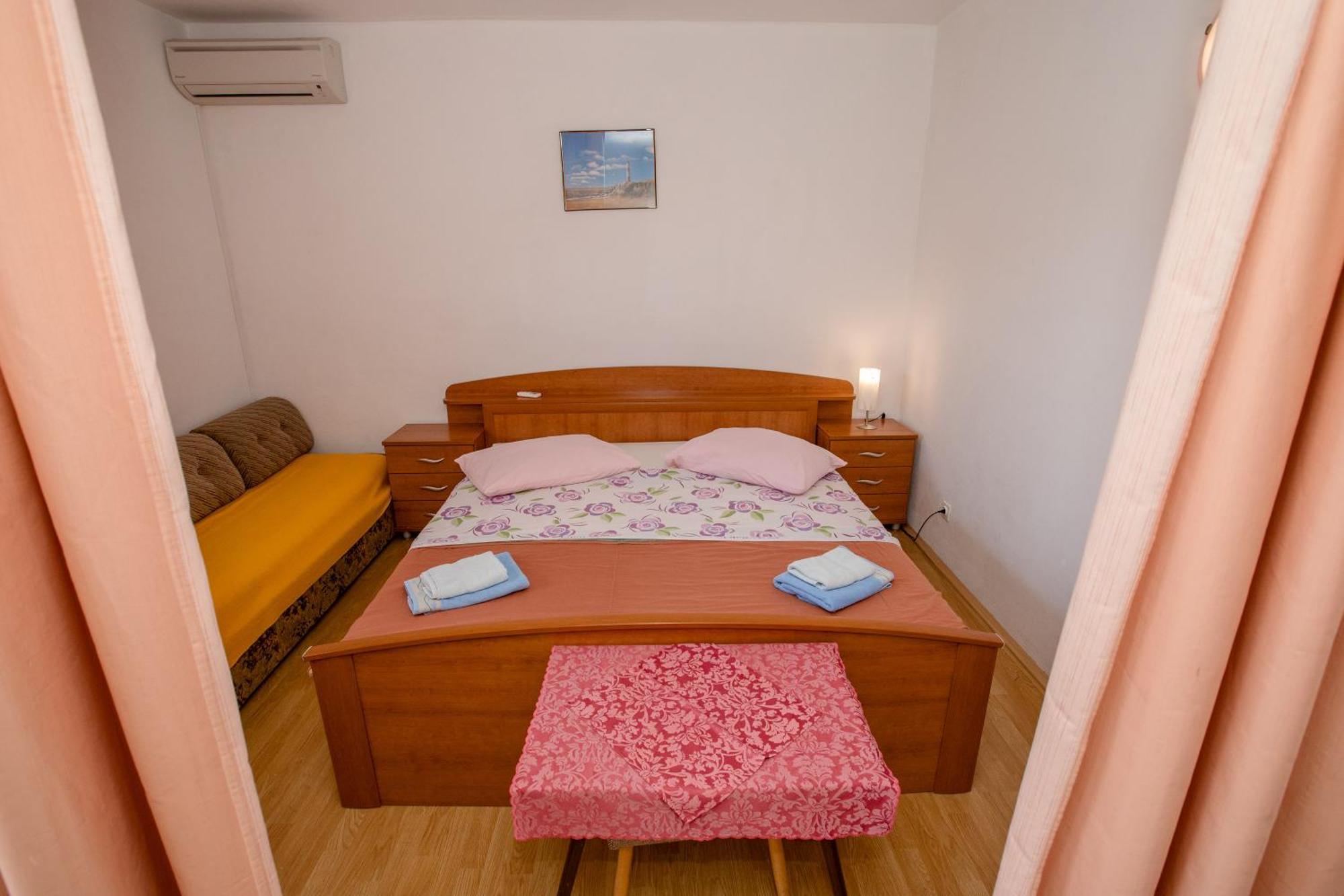 Lovely Meta Apartments Palit Extérieur photo