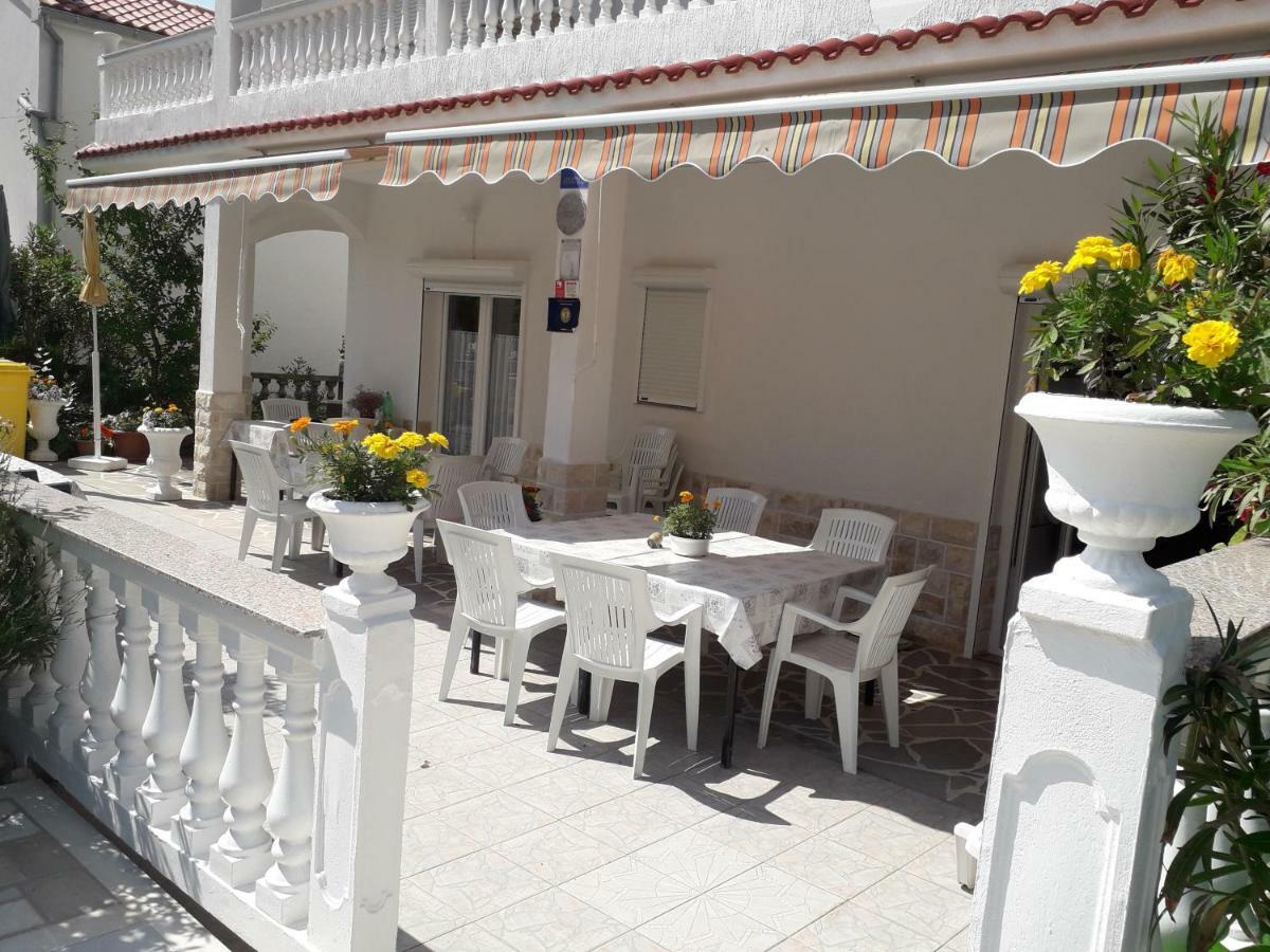 Lovely Meta Apartments Palit Extérieur photo